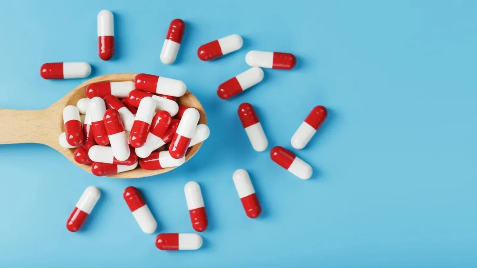 Hard gelatin and vegetable capsules filled by automatic capsule filling machine