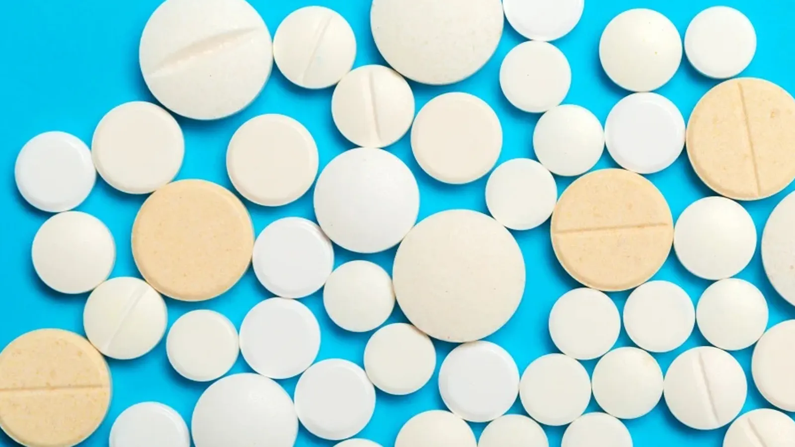Coated pharmaceutical tablets and pills for blister packing or bottle counting